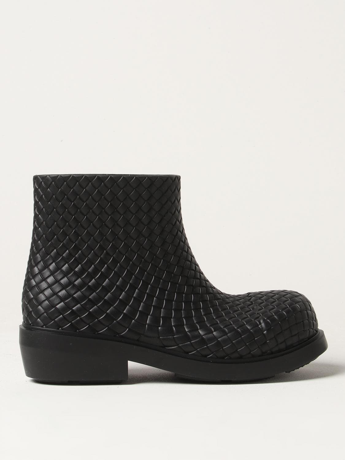 Bottega Veneta Fireman ankle boots in woven rubber · 42