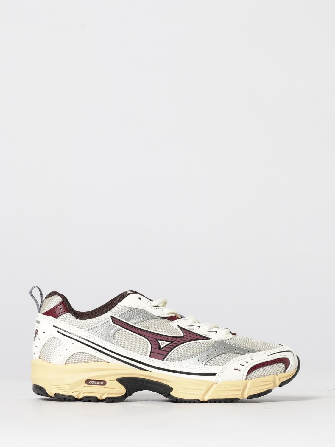 Mizuno Sneakers Men color Sand