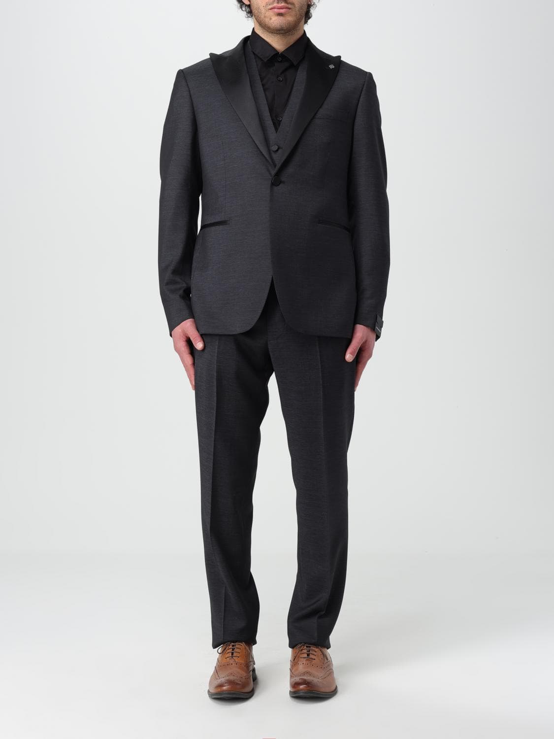 Tagliatore Suit Men color Black