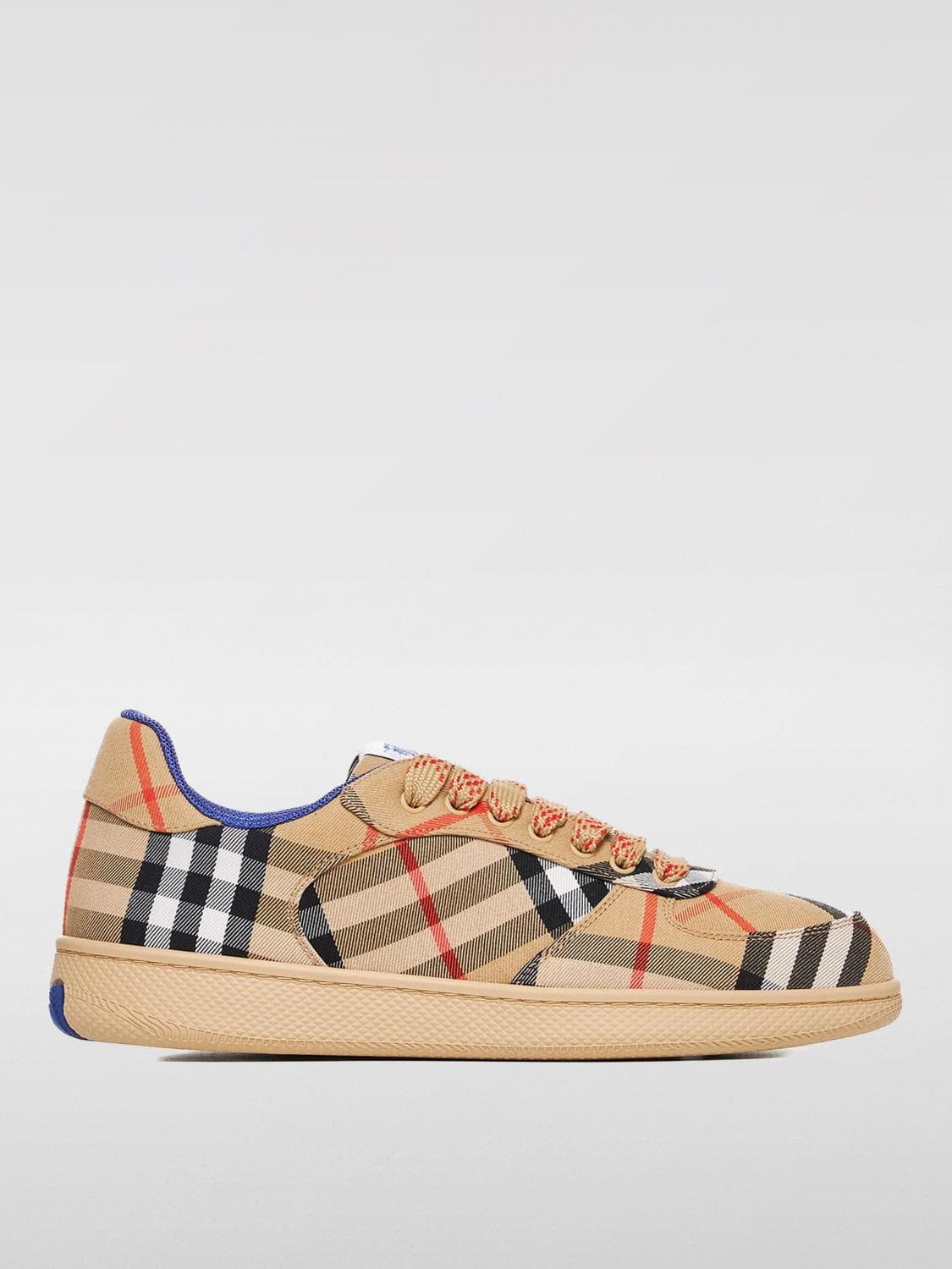 Burberry Sneakers Men color Beige