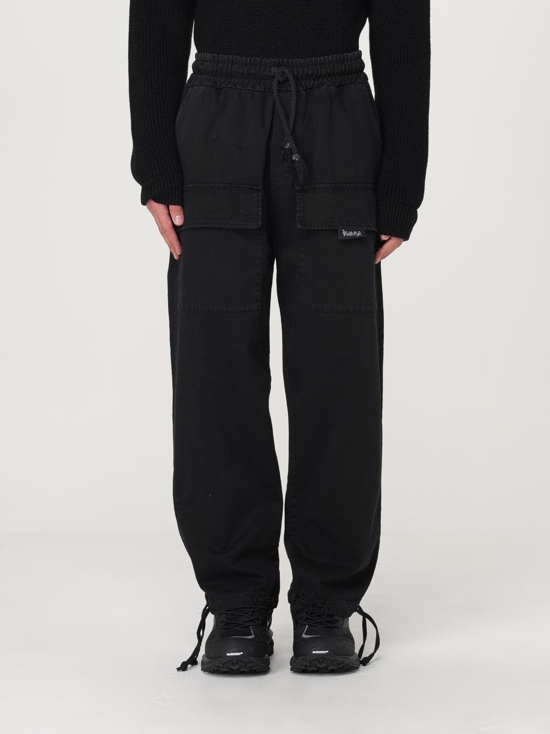 Disclaimer Pants Men color Black