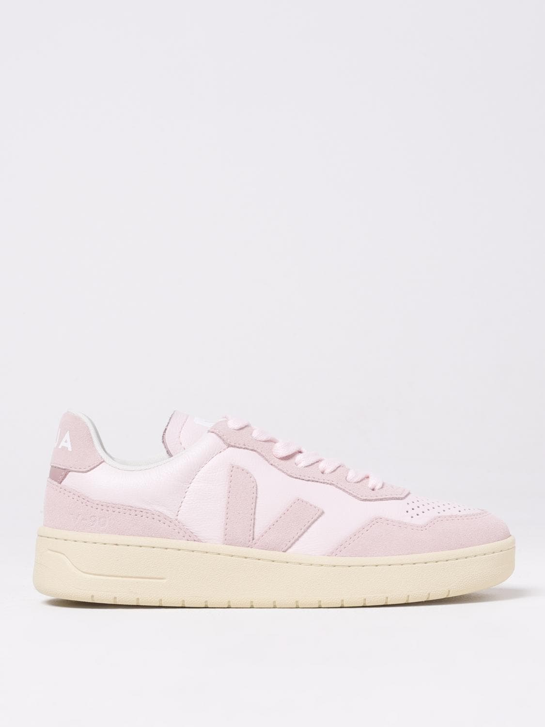 Veja Sneakers Woman color Pink