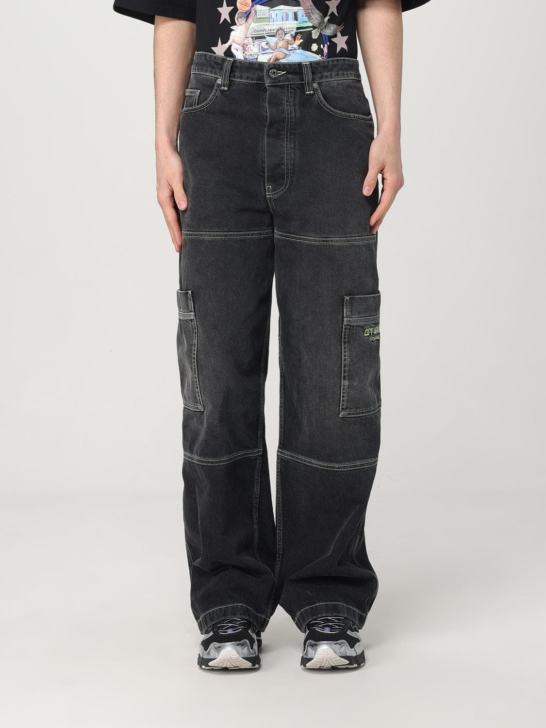 Off-White Jeans Men color Black