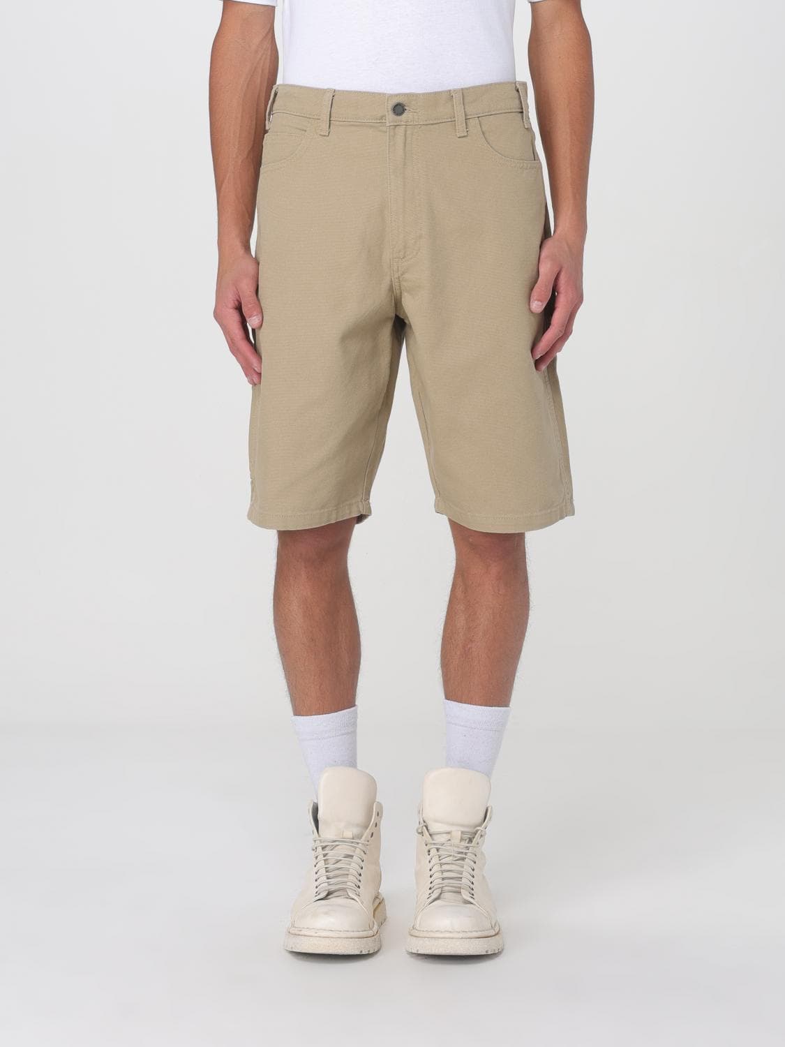 Dickies Shorts Men color Beige
