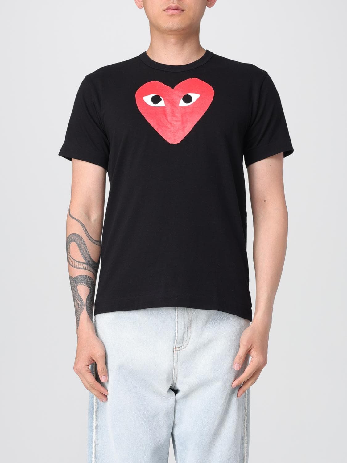 Comme Des Garçons Play T-Shirt Men color Black