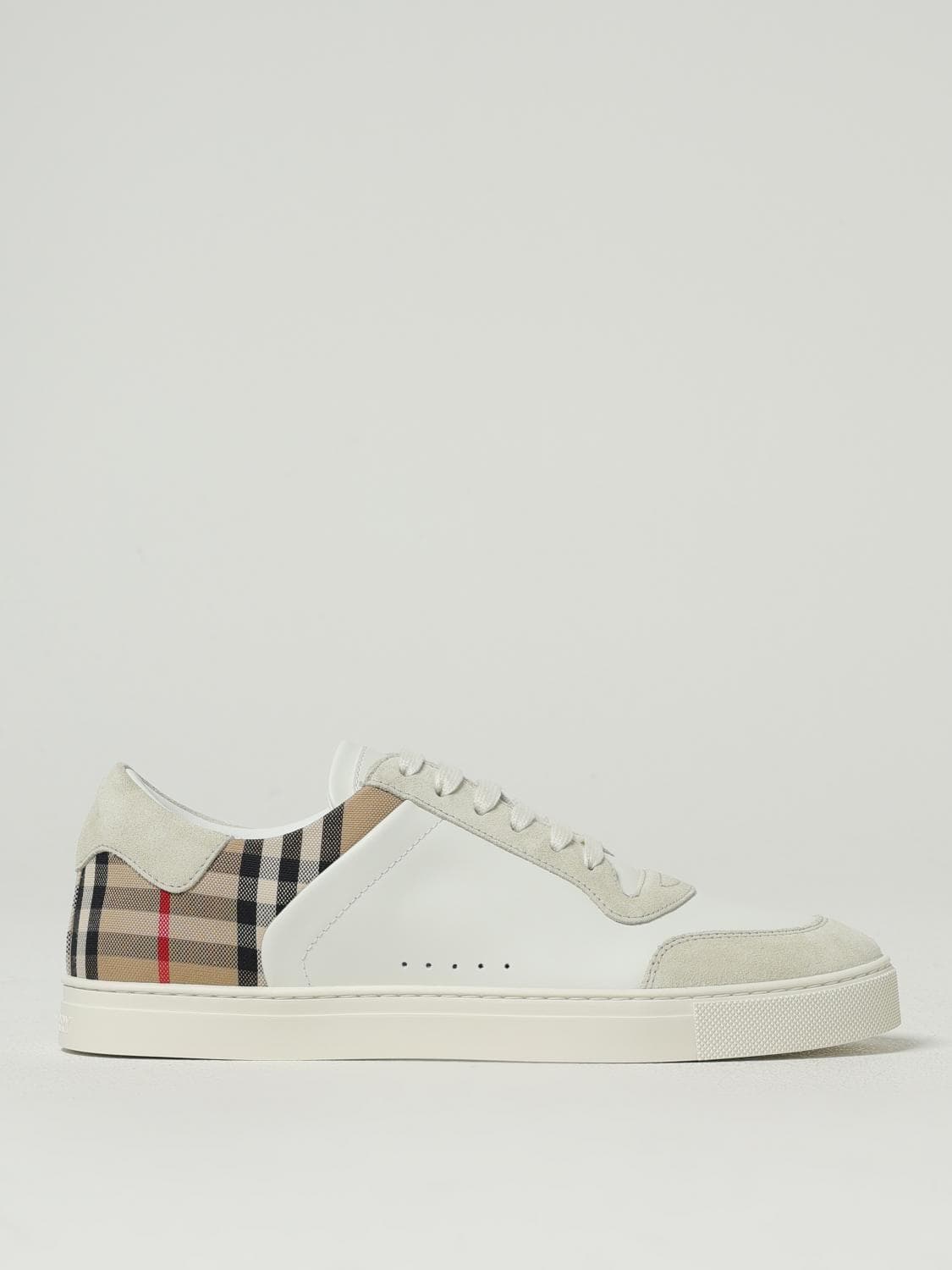 Burberry Sneakers Men color White