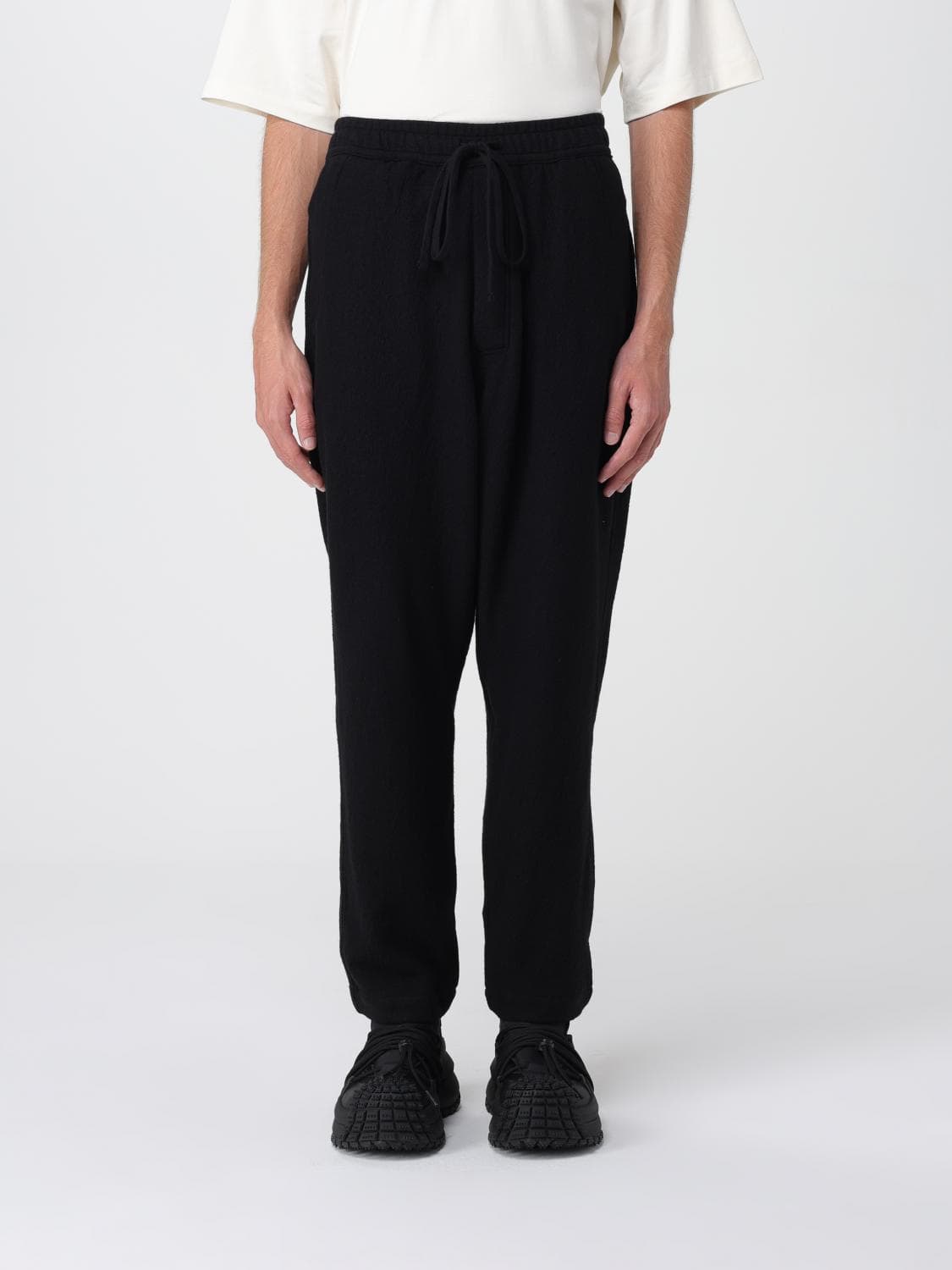 Thom Krom Pants Men color Black