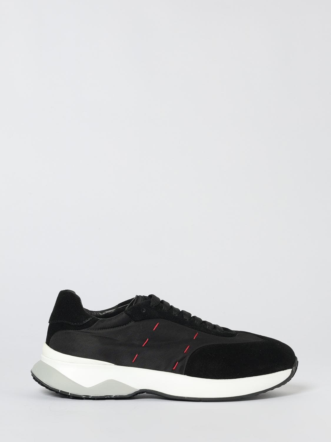 Kiton Sneakers Men color Black