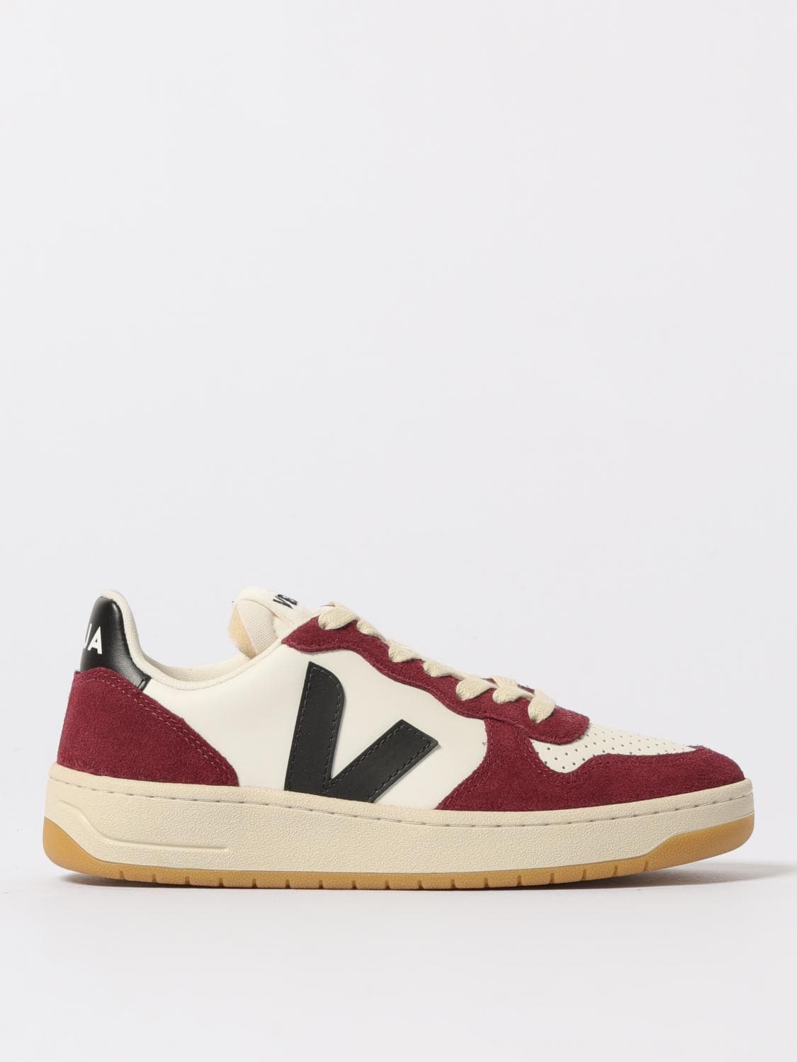 Veja Sneakers Woman color Amaranth