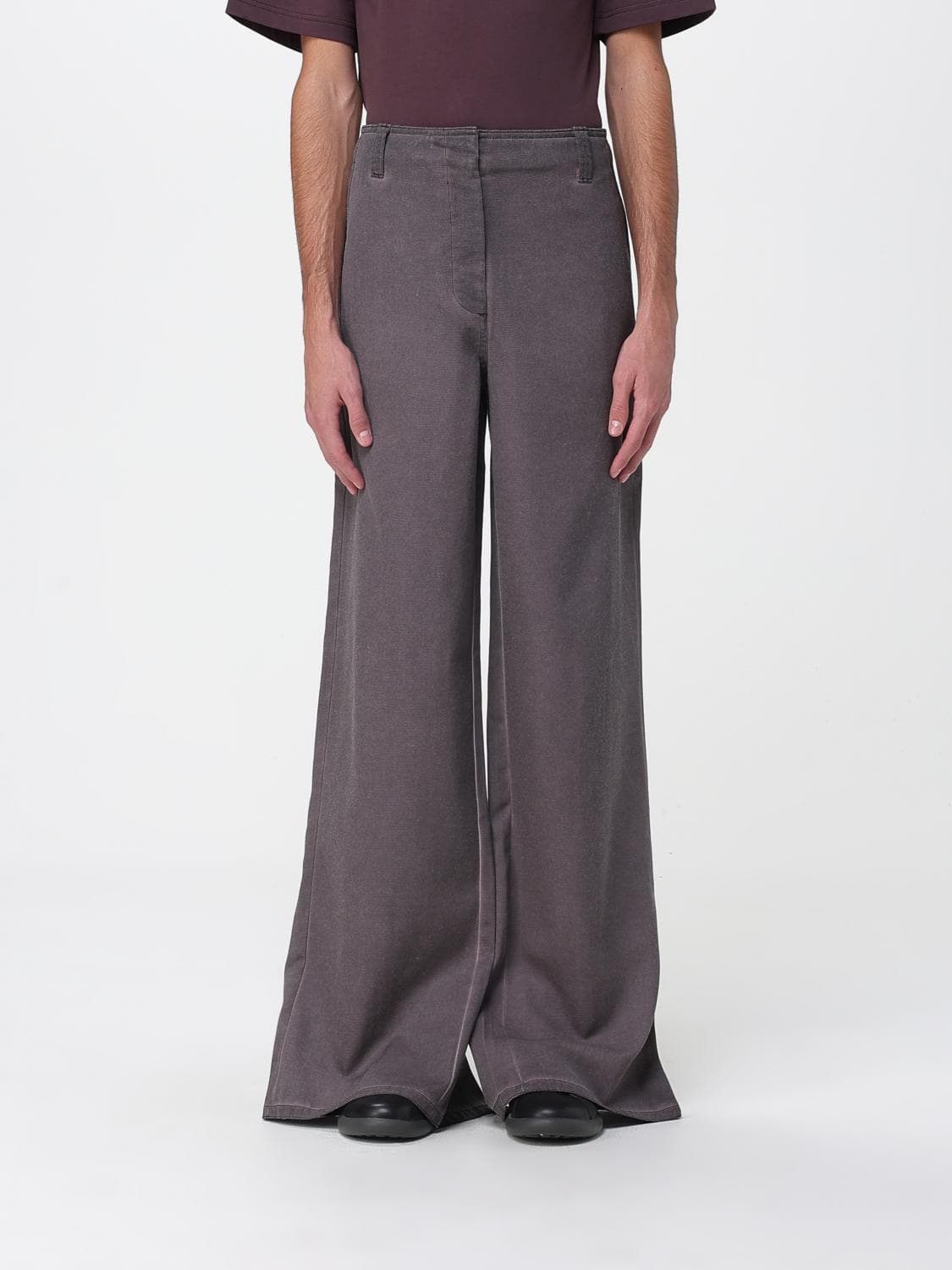 Sunnei Pants Men color Violet