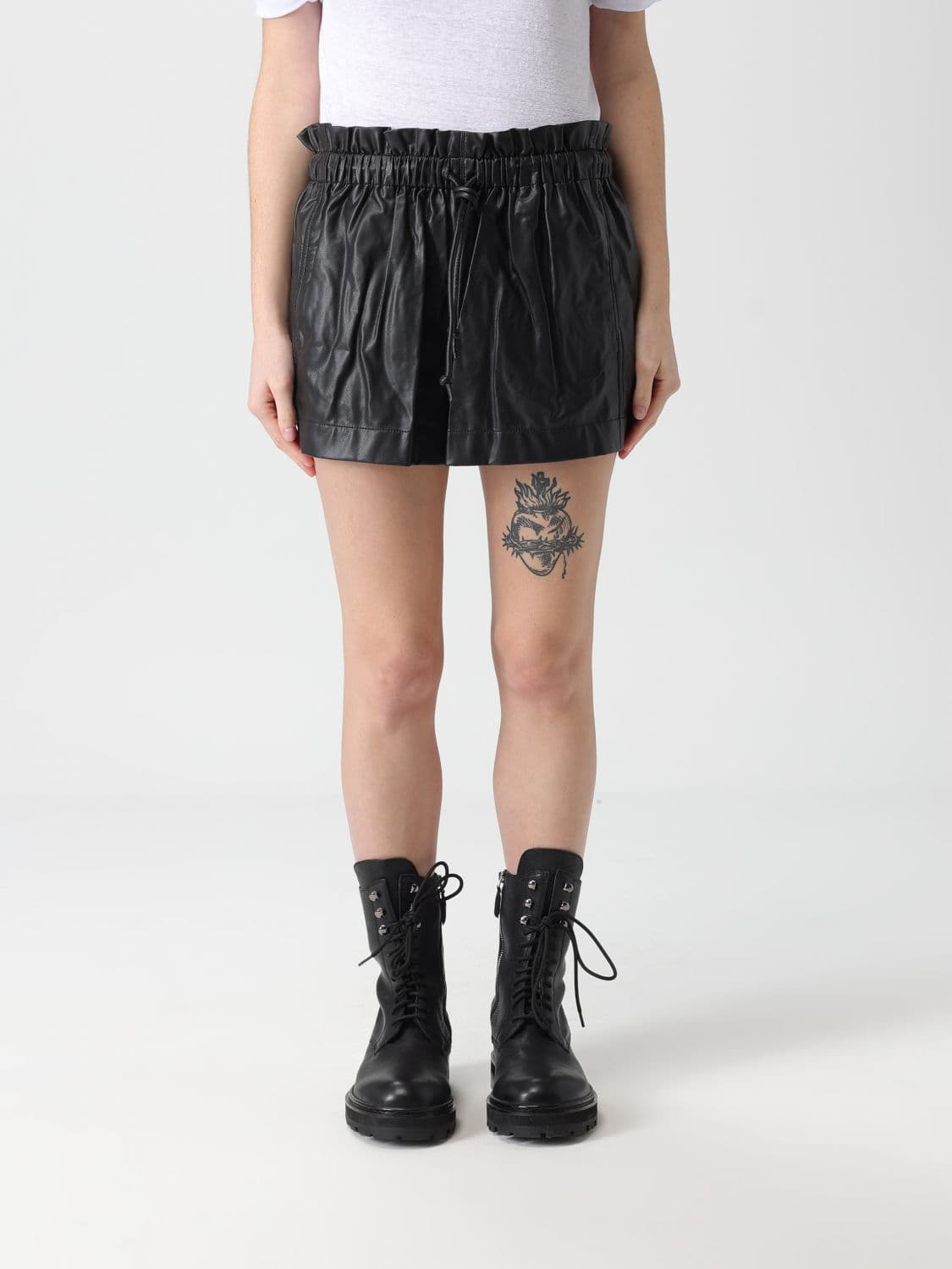 Isabel Marant Etoile Shorts Woman color Black
