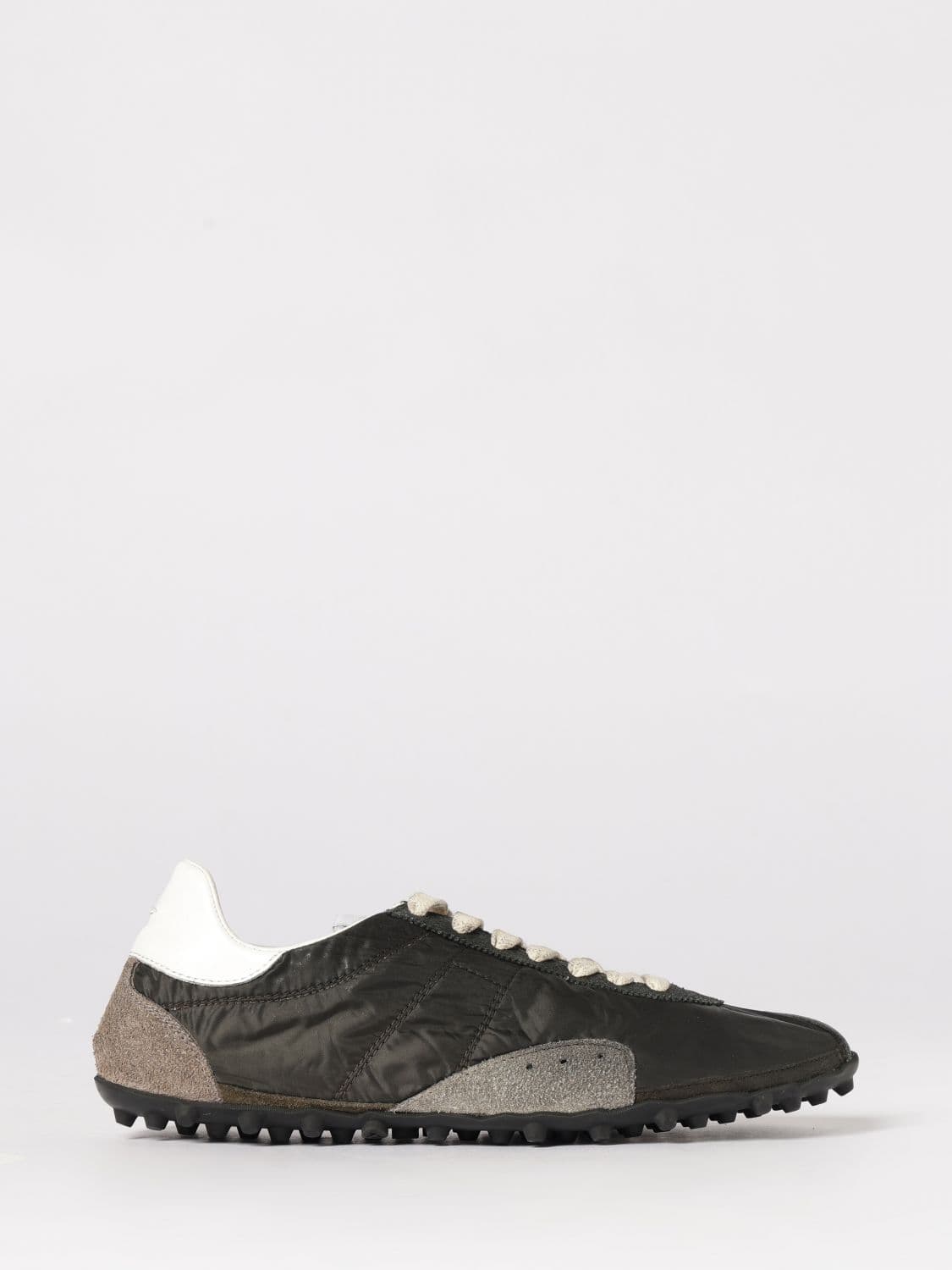 Maison Margiela Sneakers Men color Black