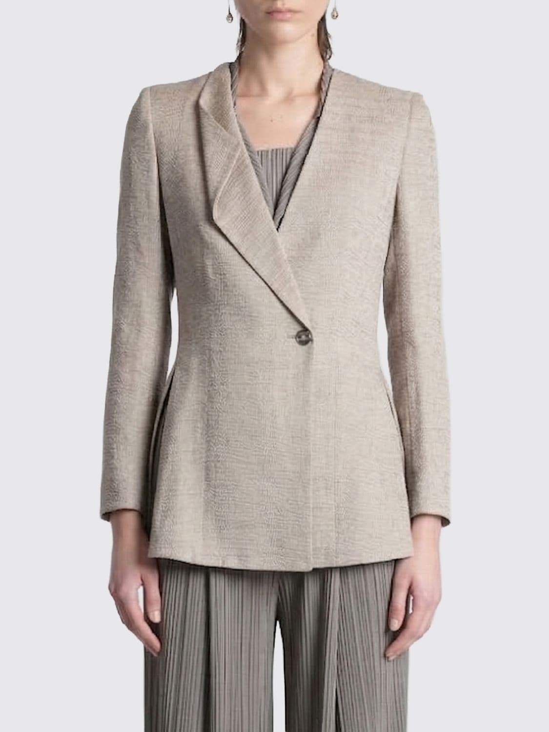 Giorgio Armani Double-breasted Linen Blazer