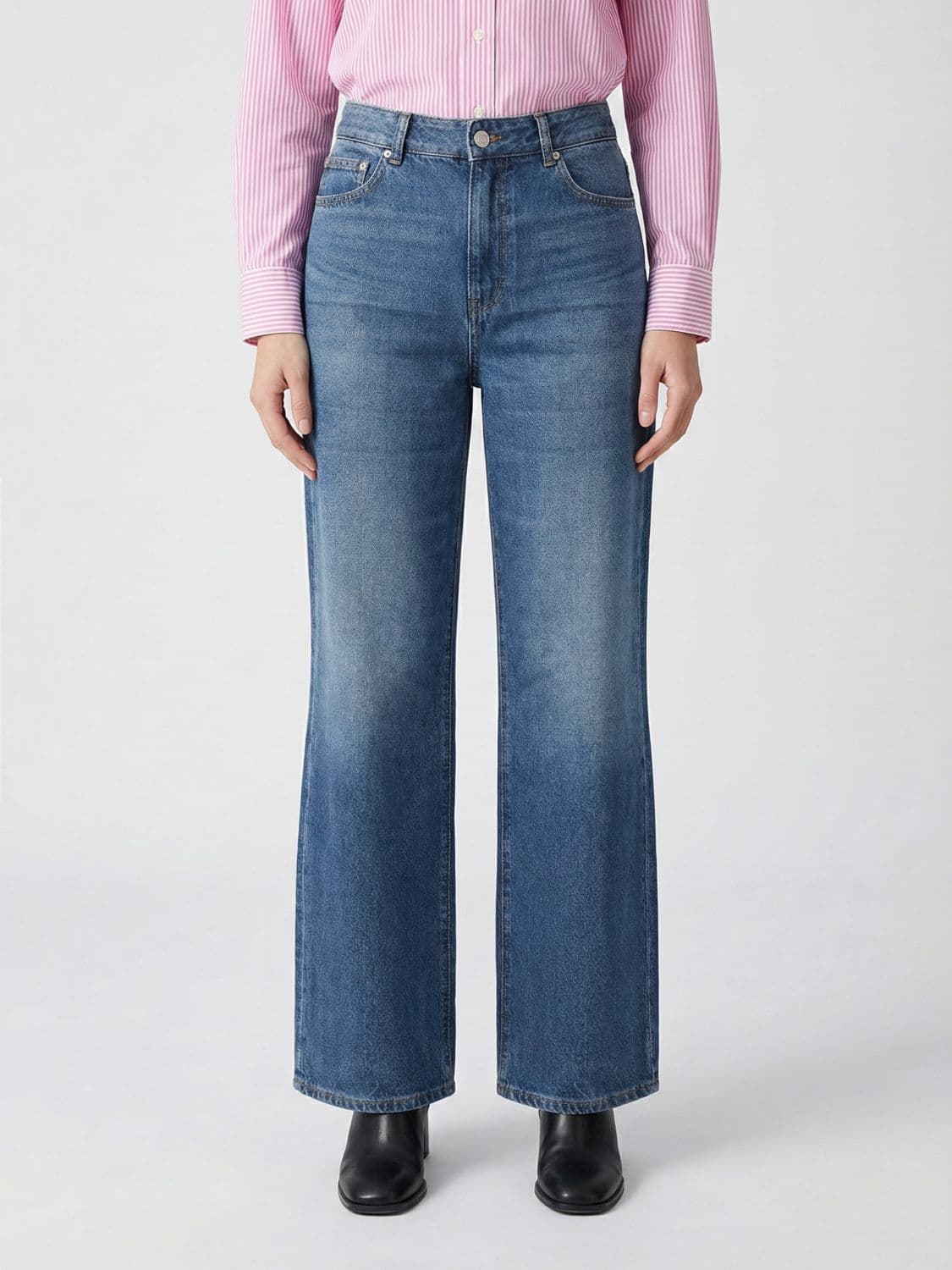 Ganni Straight Jeans in Organic Cotton Denim