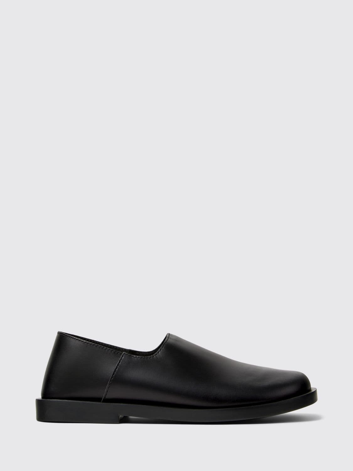 Camper Shoes Men color Black