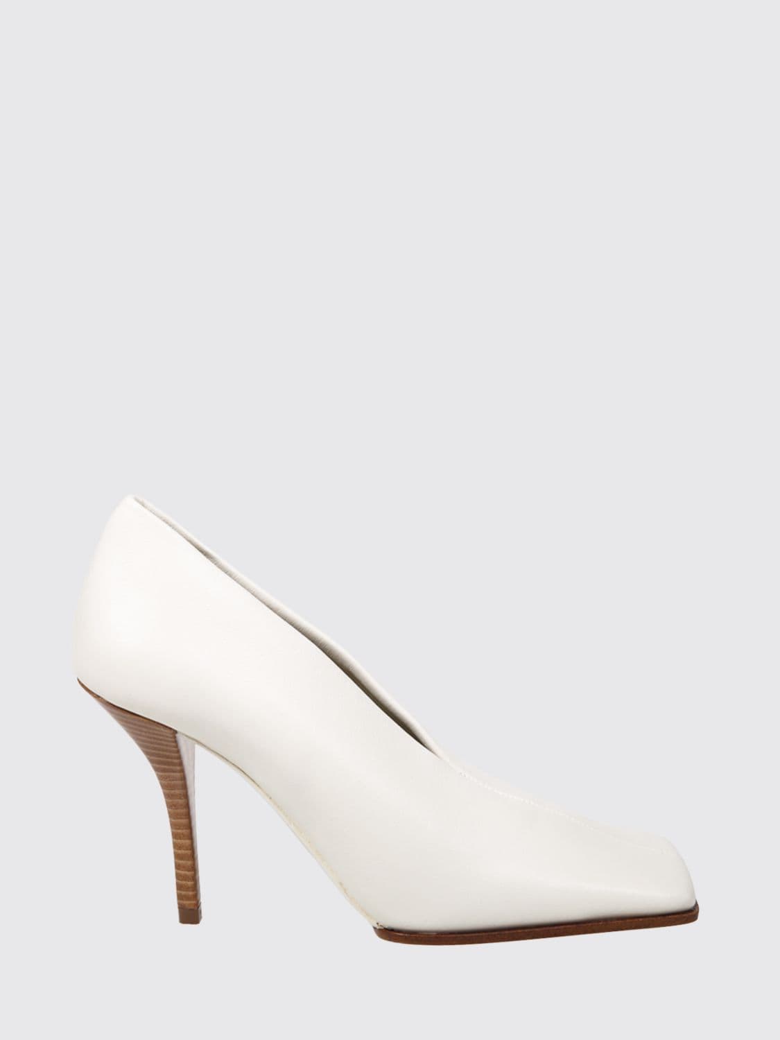 Alaïa Leather Pumps