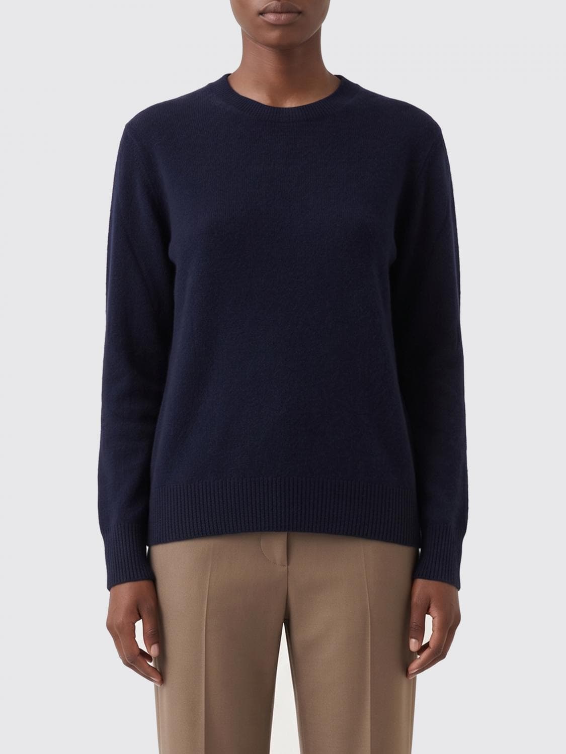 The Row Crew Neck Cashmere Sweater · M
