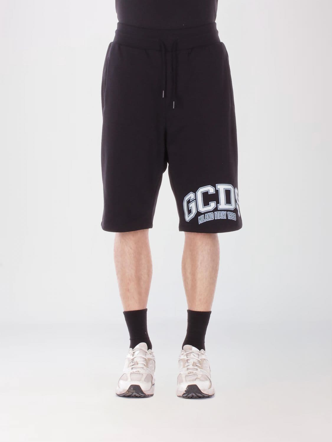 Gcds Cotton Jogging Shorts with Logo