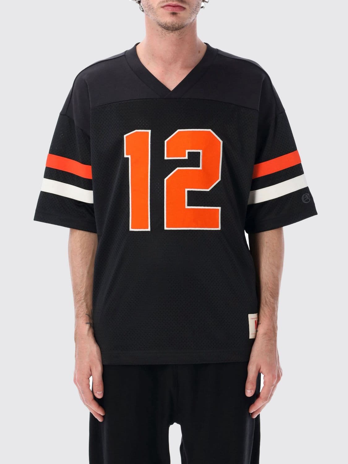 Champion V-Neck Polyester Sports T-shirt with contrasting trims