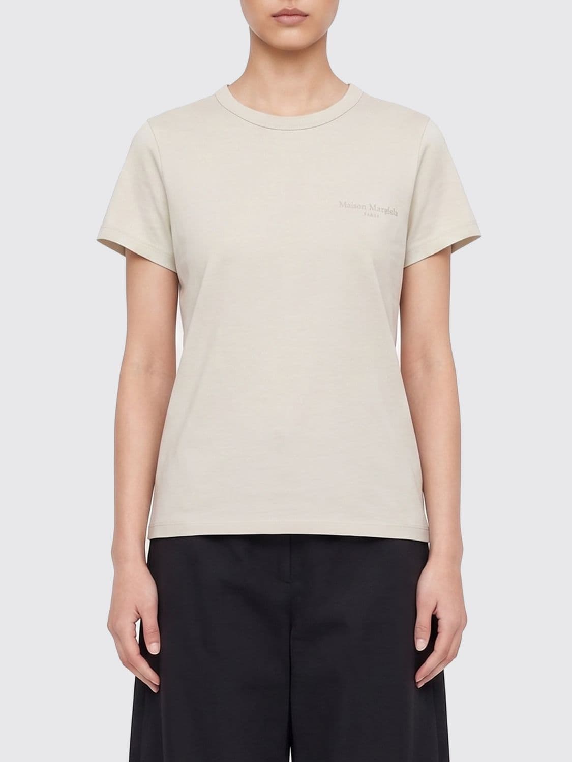 Maison Margiela Slim Fit White Cotton T-Shirt with Contrast Logo Print
