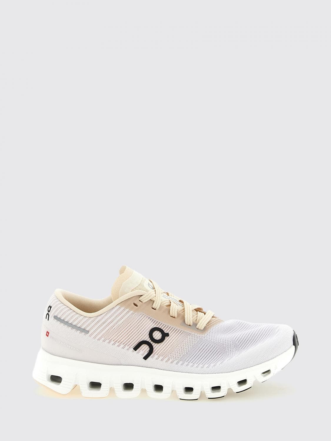 On Running Cloud 6 Push On Sneakers in Mesh