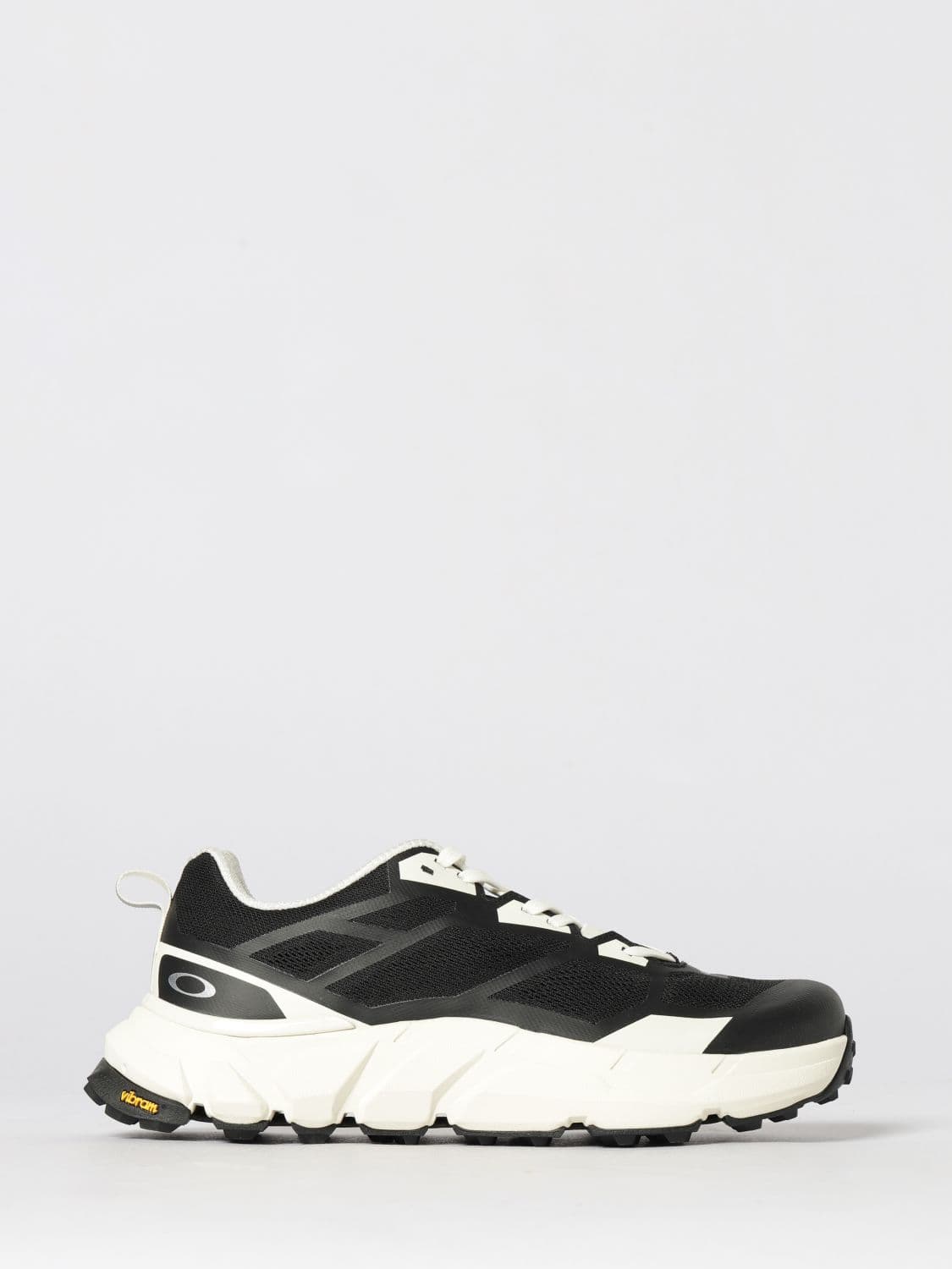 Oakley Light Breathe Sneakers in Polyester