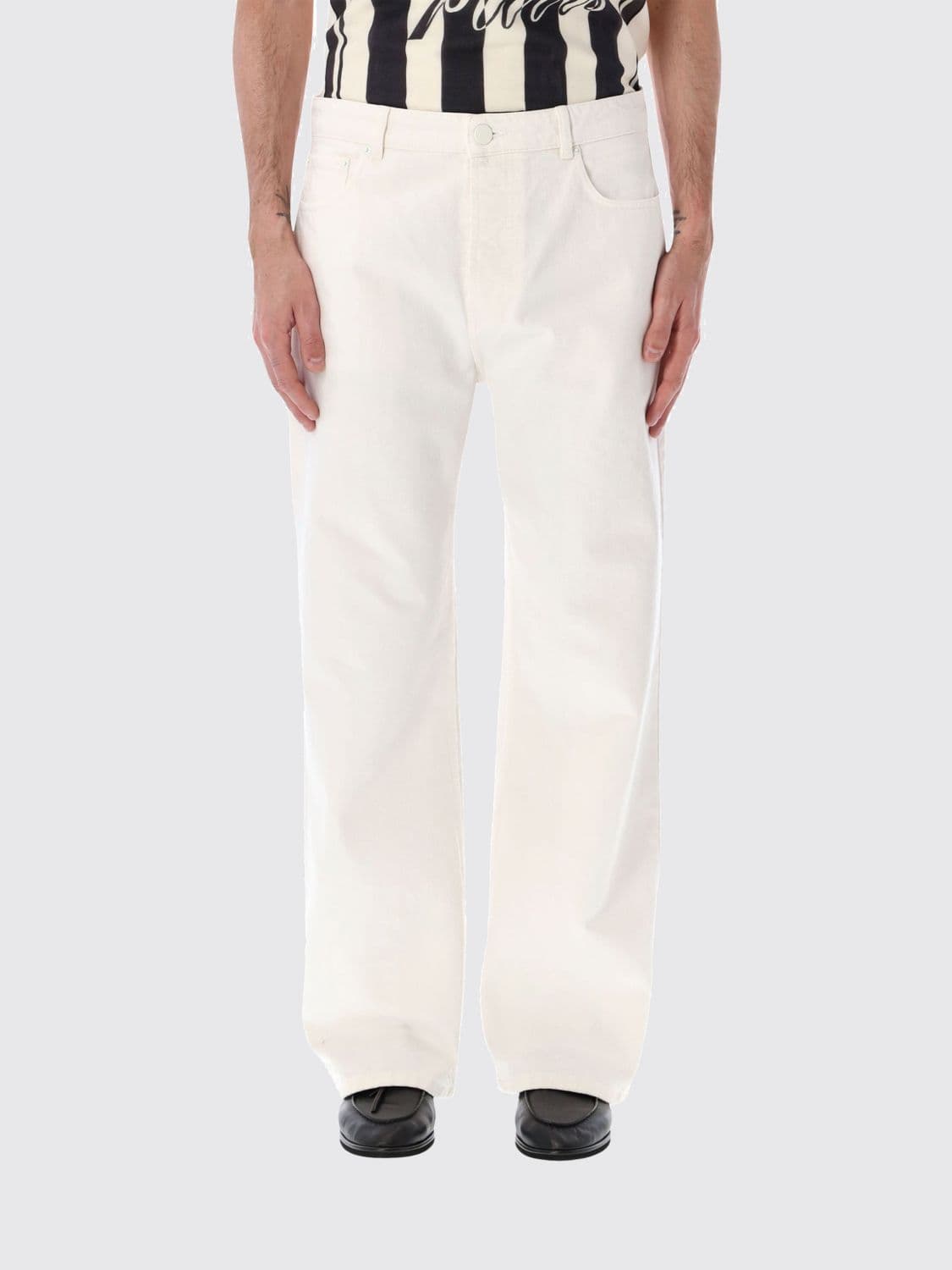 Ami Paris Wide-Leg Five-Pocket Jeans in Cotton Denim with Mid-Rise