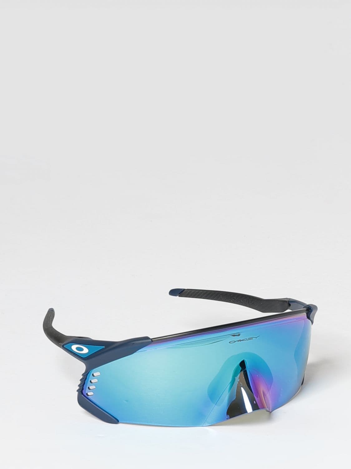 Oakley Sunglasses Men color Blue