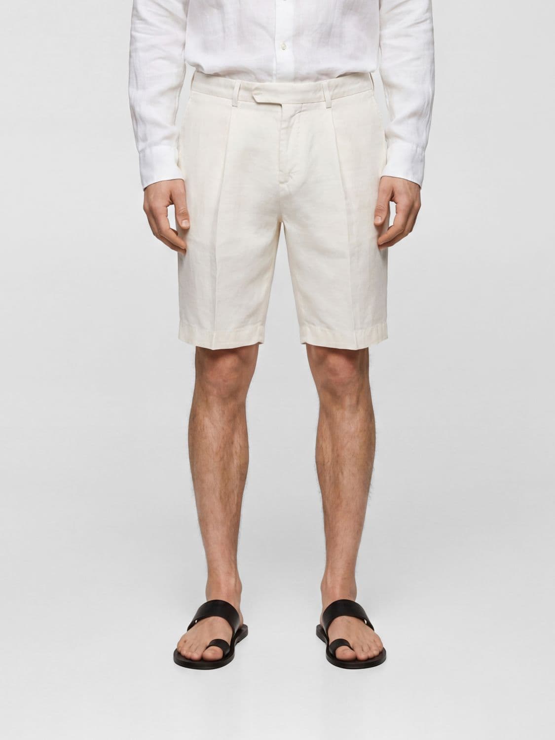 Boglioli Shorts Men color White · 46