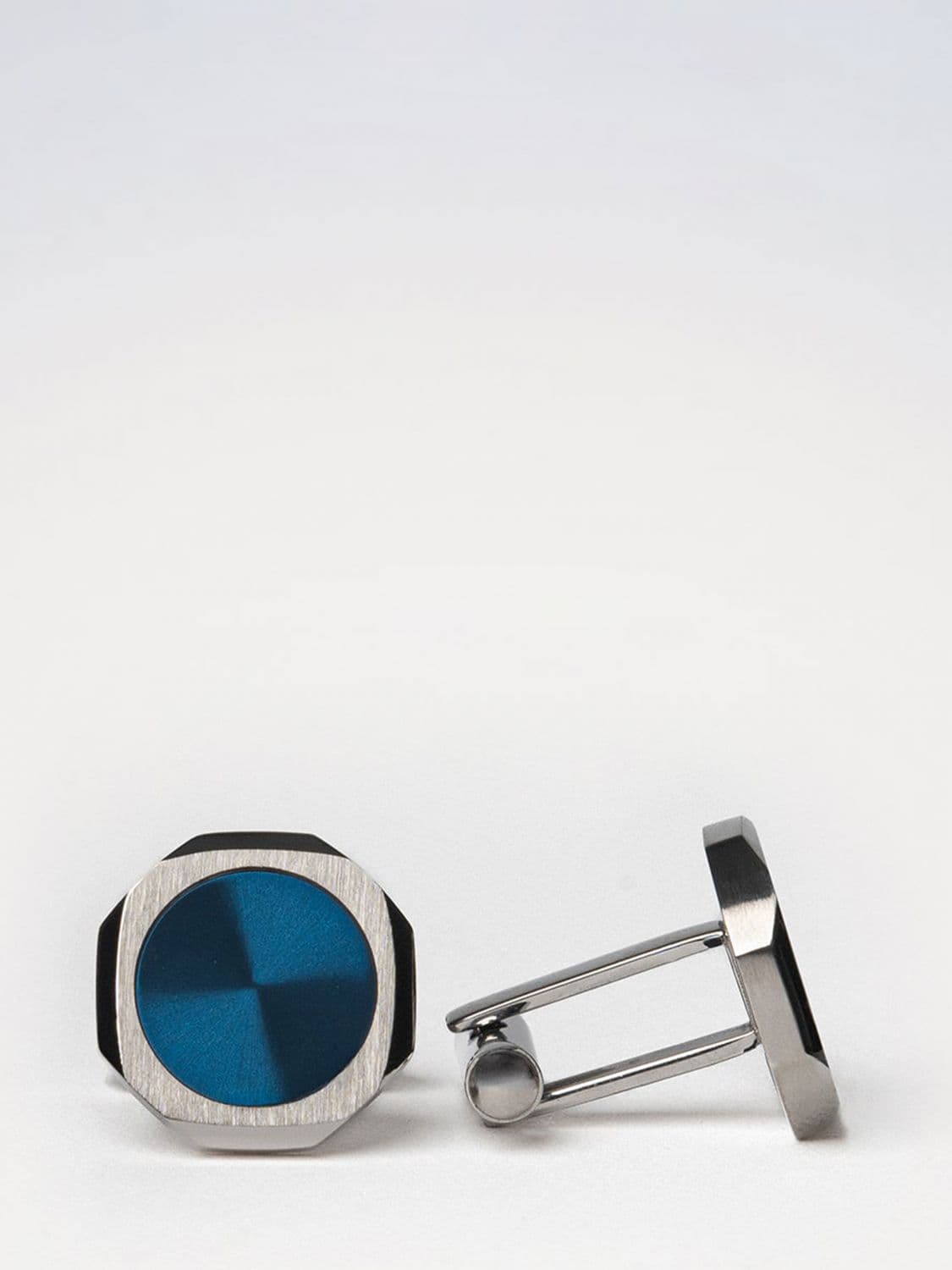 D1 Milano Two-Tone Steel Cufflinks with Rounded Shape and Engraved Logo