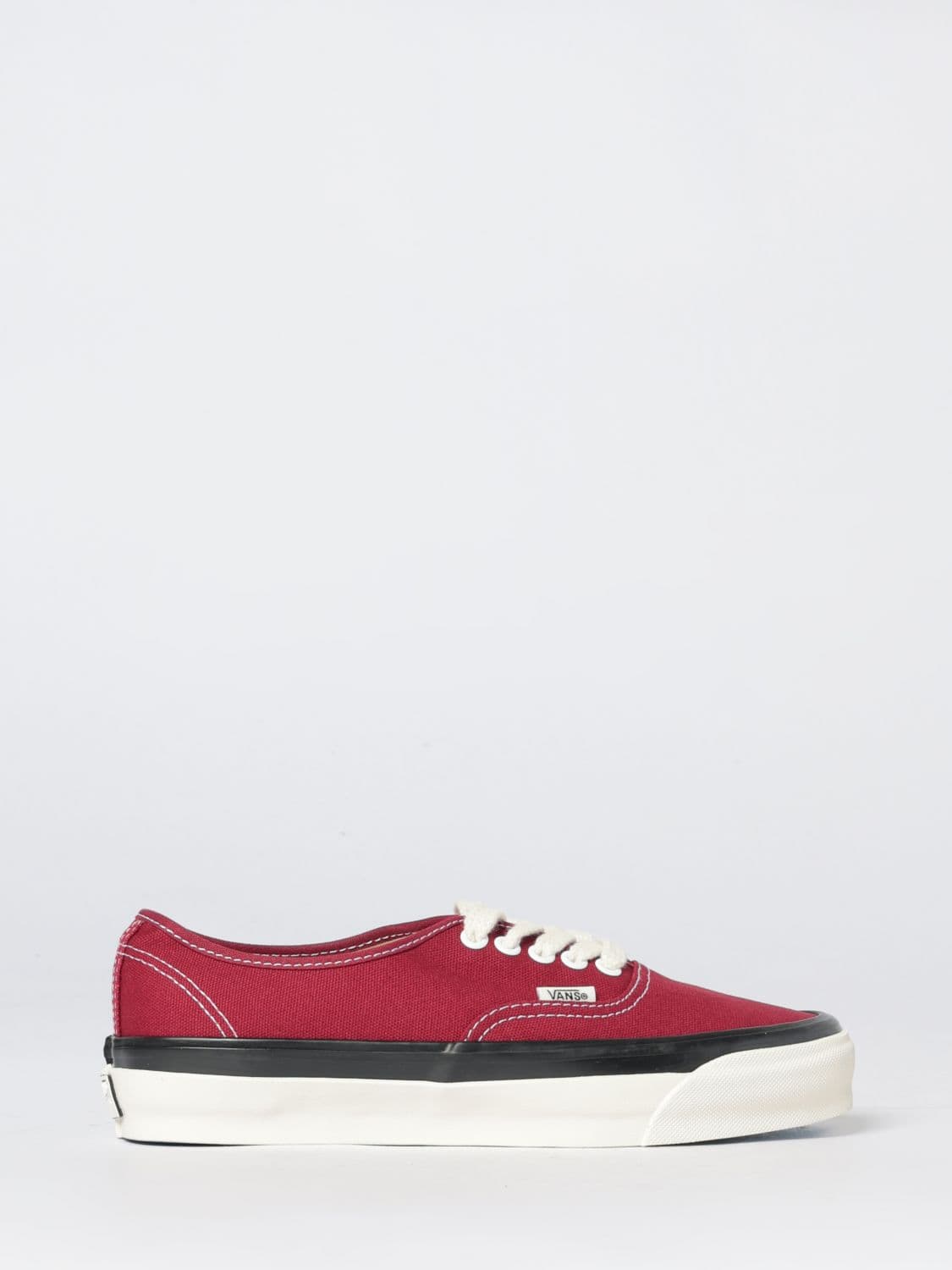 Vans LX Authentic 44 Low-Top Sneakers in Durable Cotton Canvas Fabric
