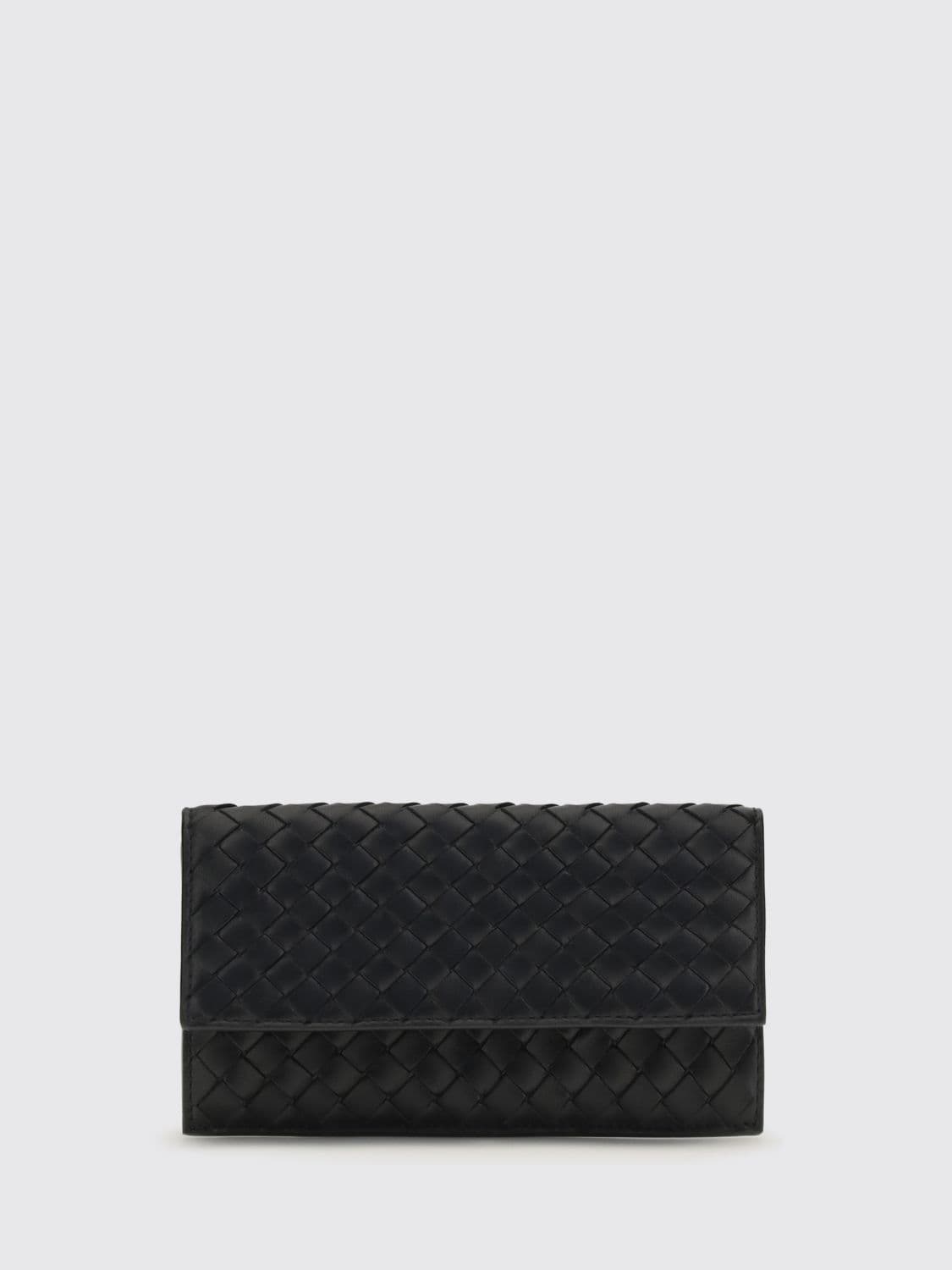 Bottega Veneta Bifold Zipped Wallet in Intrecciato Lambskin Leather