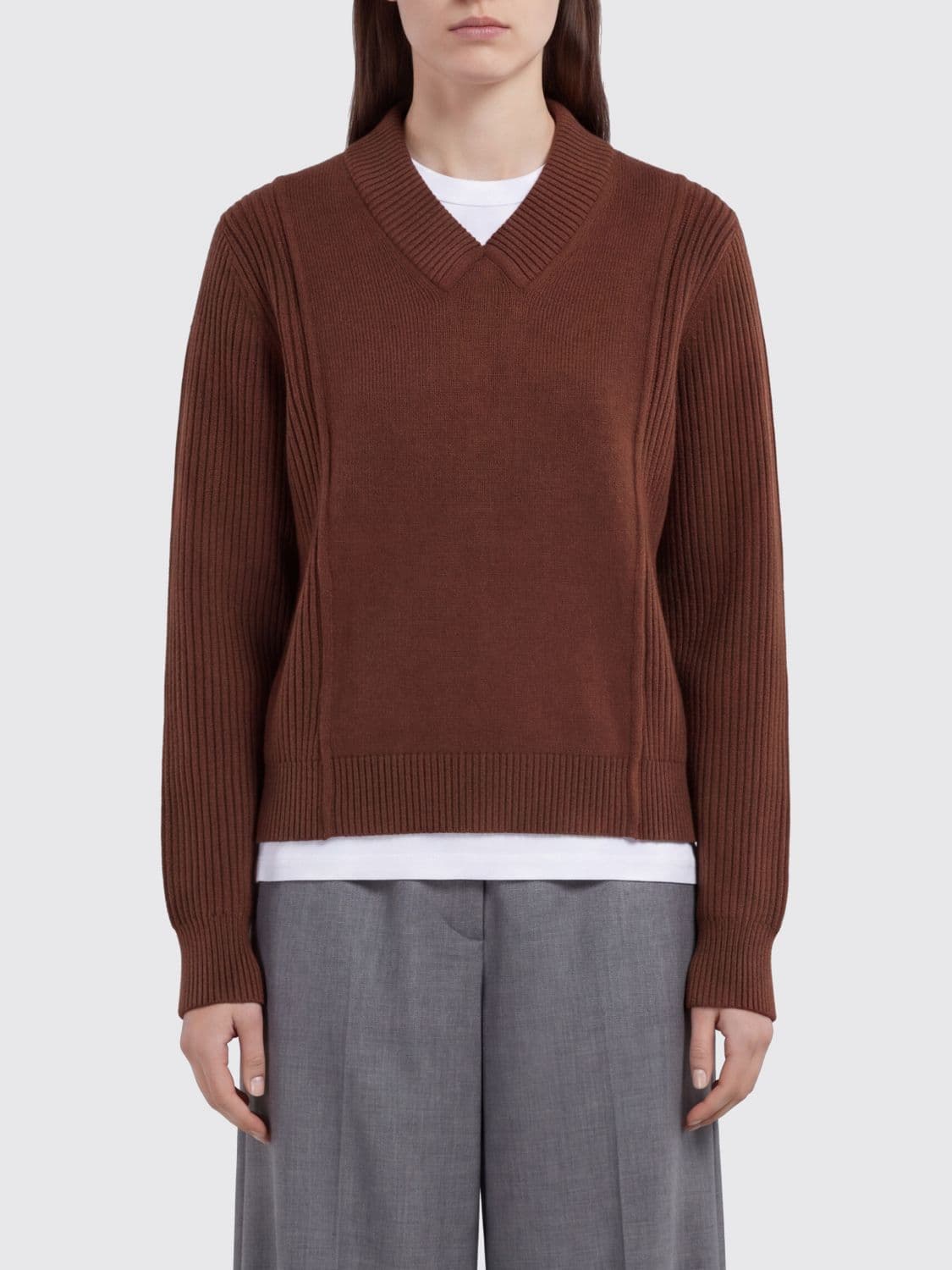 Marni V-Neck Relaxed Fit Jumper in Virgin Wool and Cashmere