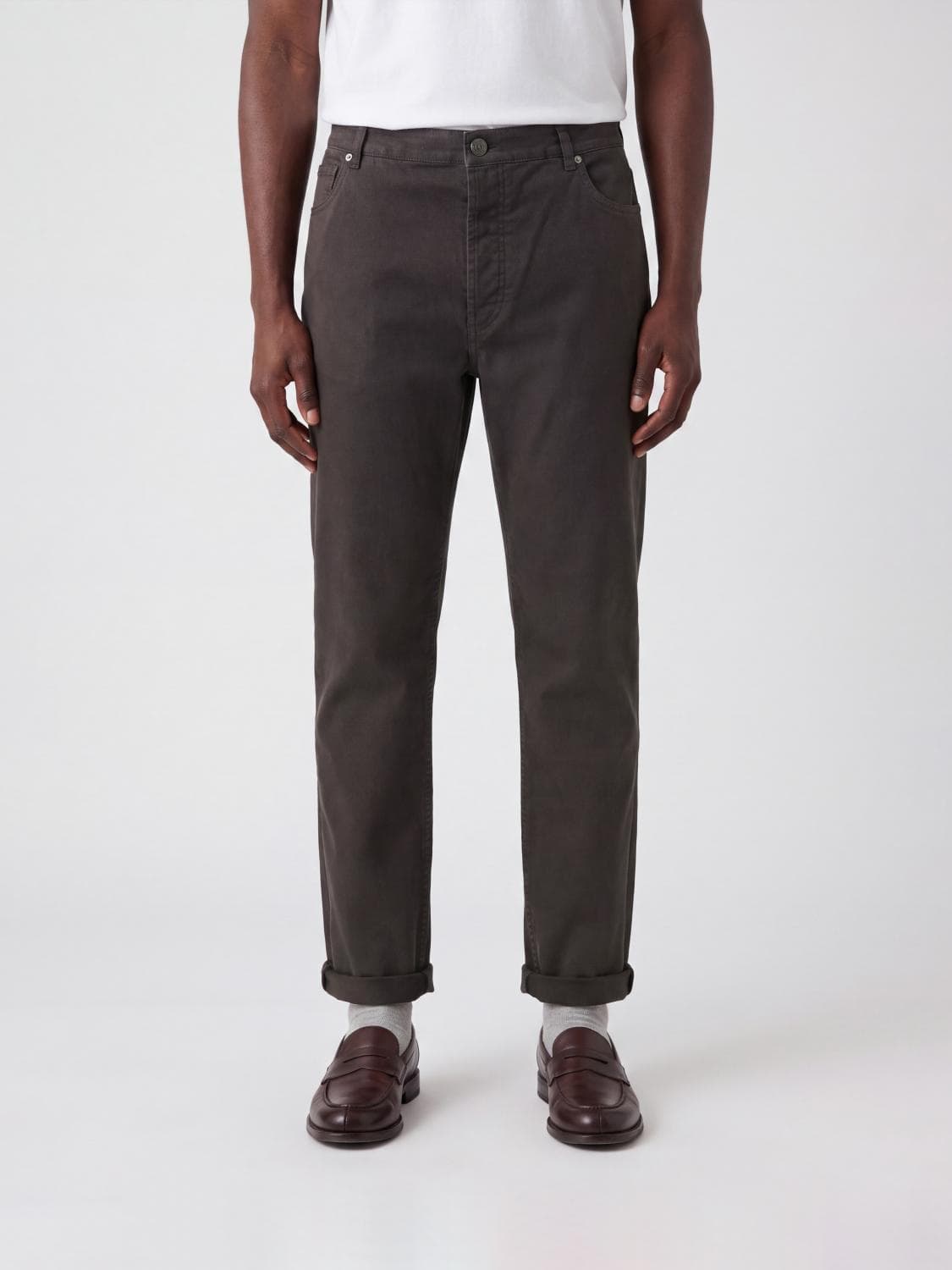 Brunello Cucinelli Straight Fit Jeans in Cotton Denim with Embroidered Crest