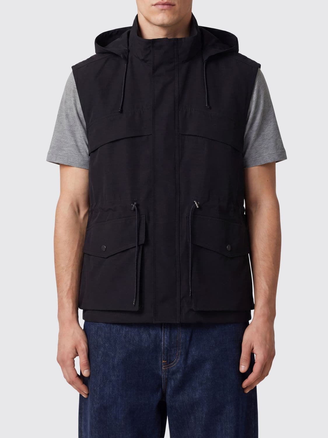 Auralee Technical Wool Vest with Flap Pockets and Concealed Closure