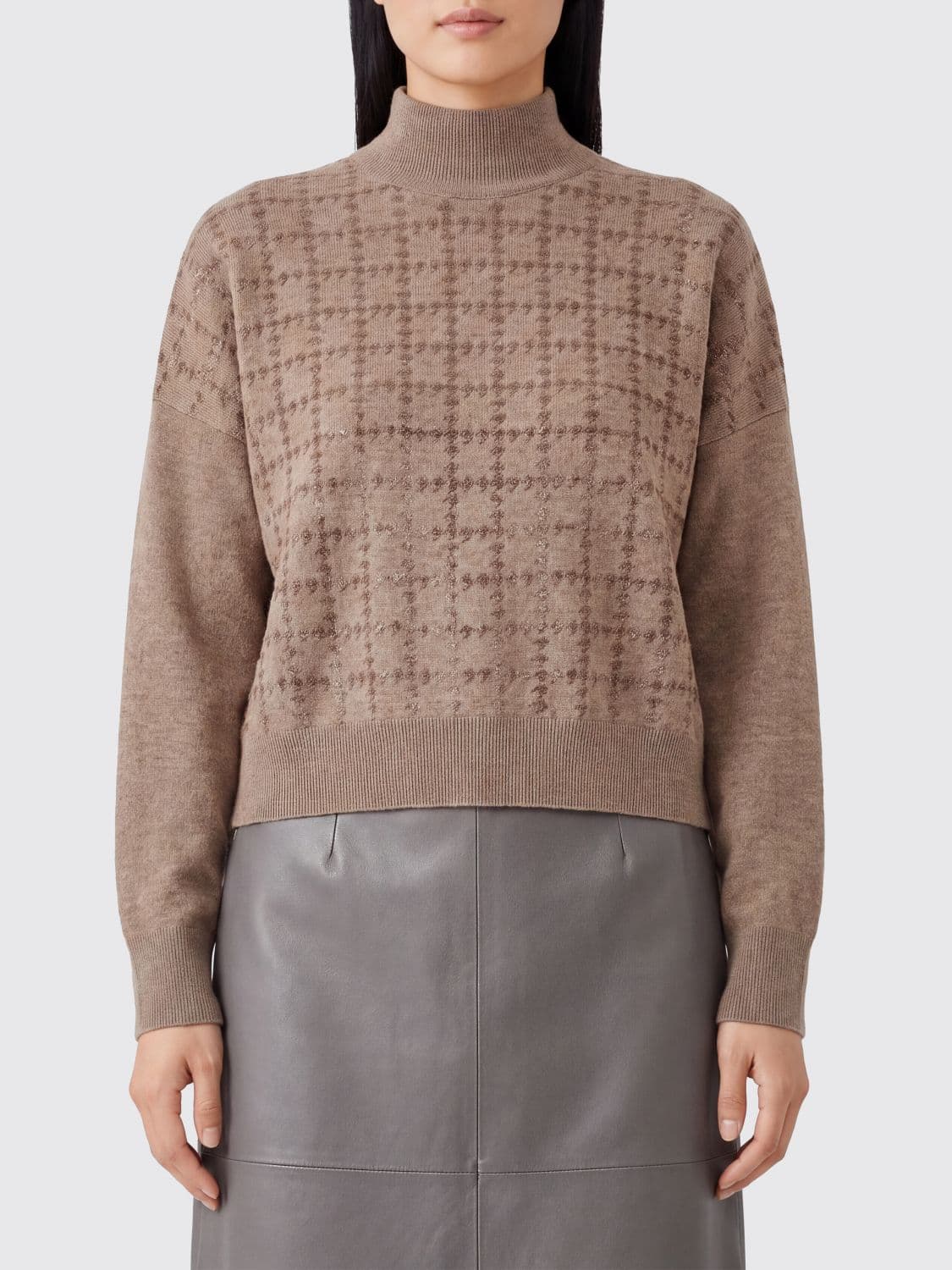Brunello Cucinelli Relaxed Fit Turtleneck Jumper in Pure Cashmere with Sequins