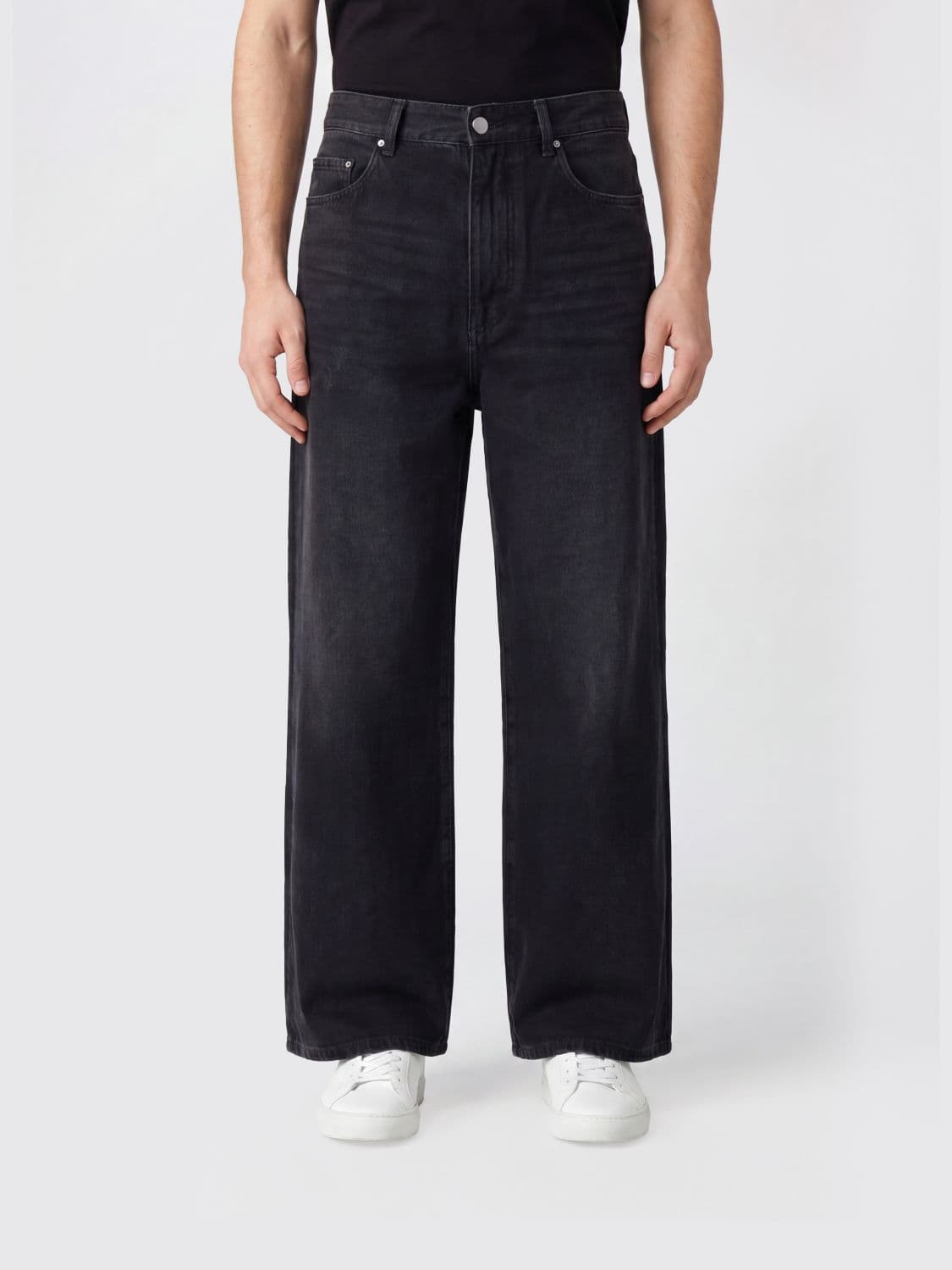 Amiri Wide-Leg Cotton Denim Jeans with Five-Pocket Design and Button Fly