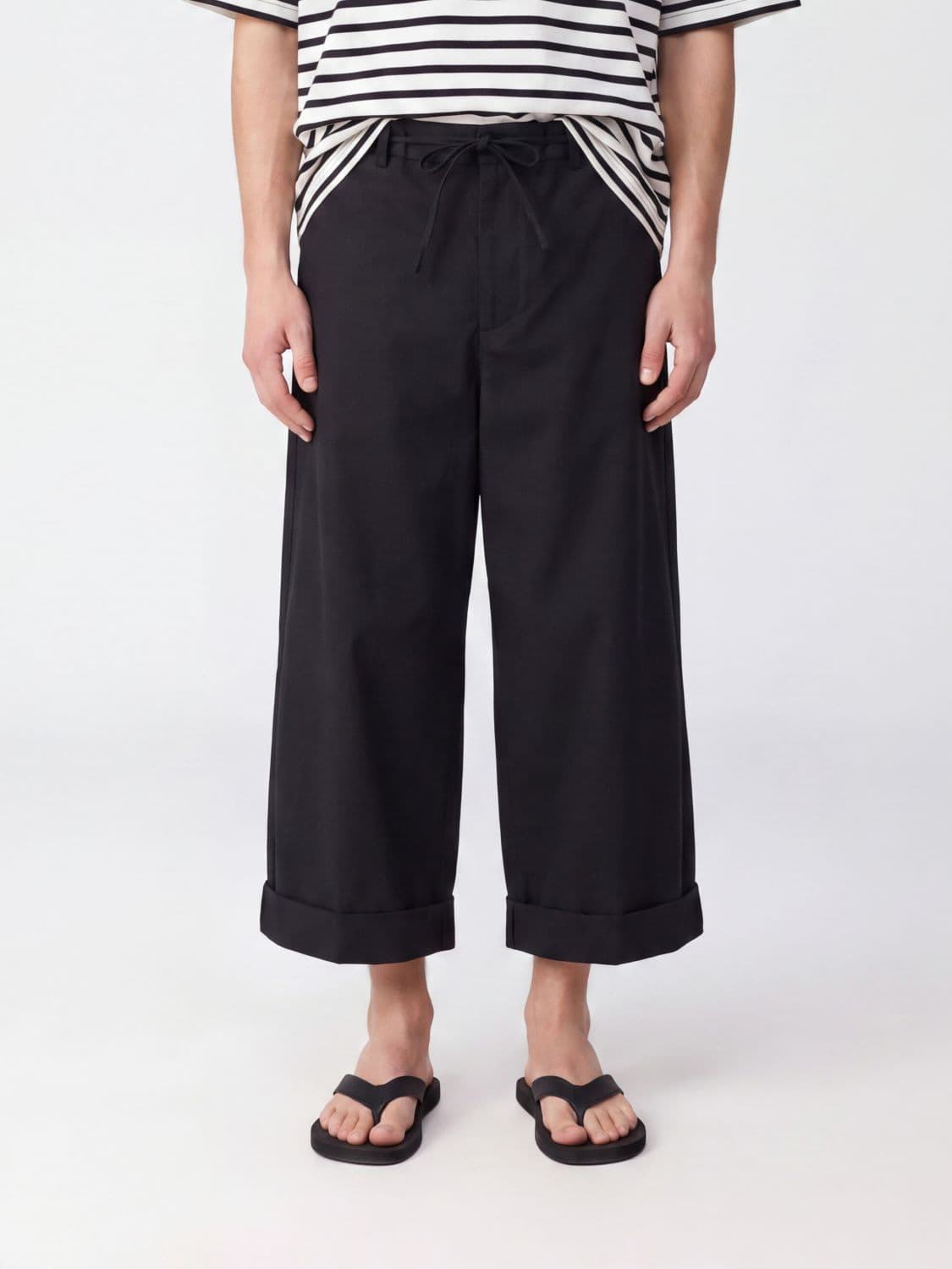 Jacquemus Wide-Leg Cotton Trousers with Mid-Rise Waist and Cuffed Hem