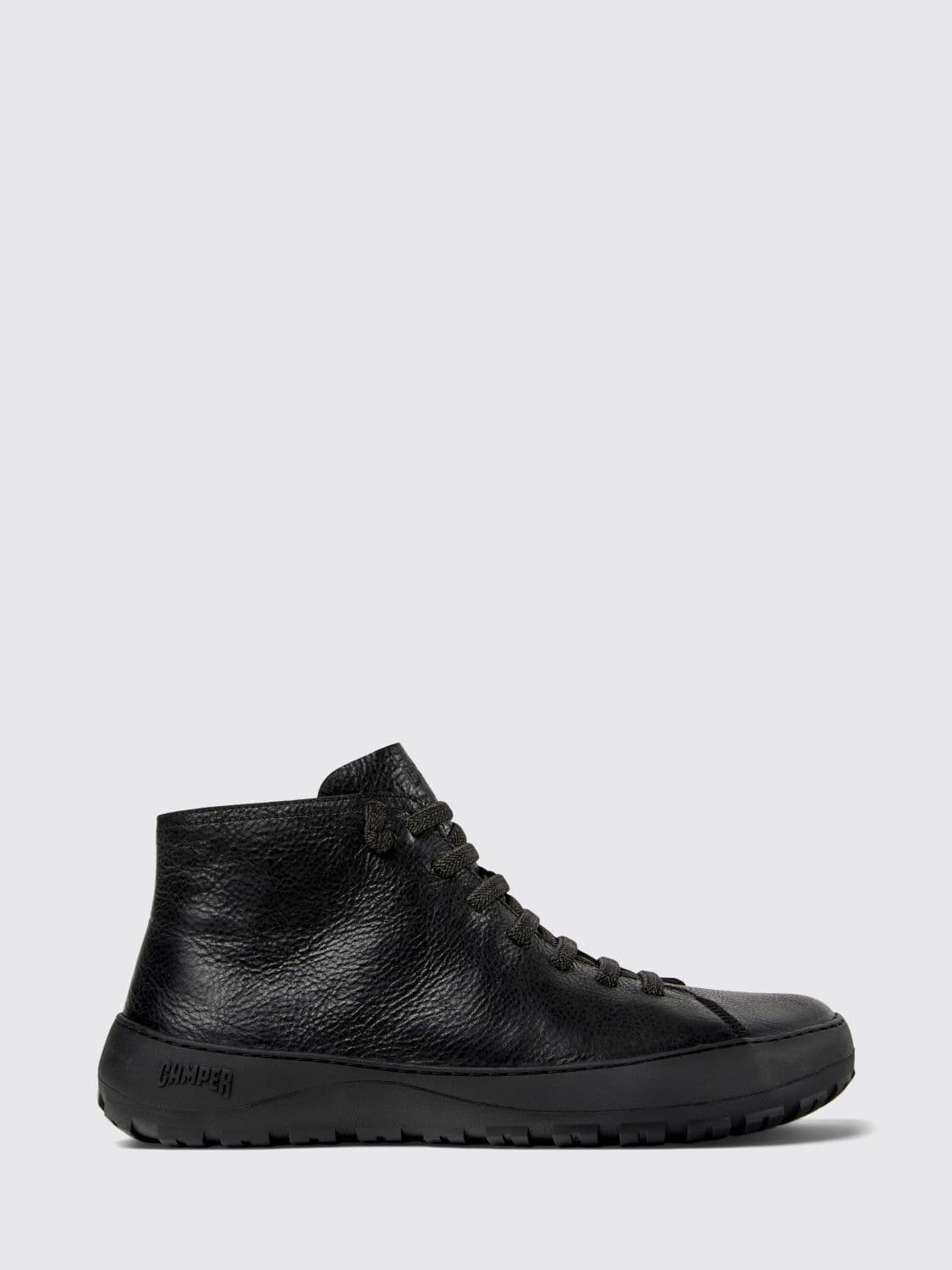 Camper Peu Serra Grained Leather Chukka Boots with Vibram Sole