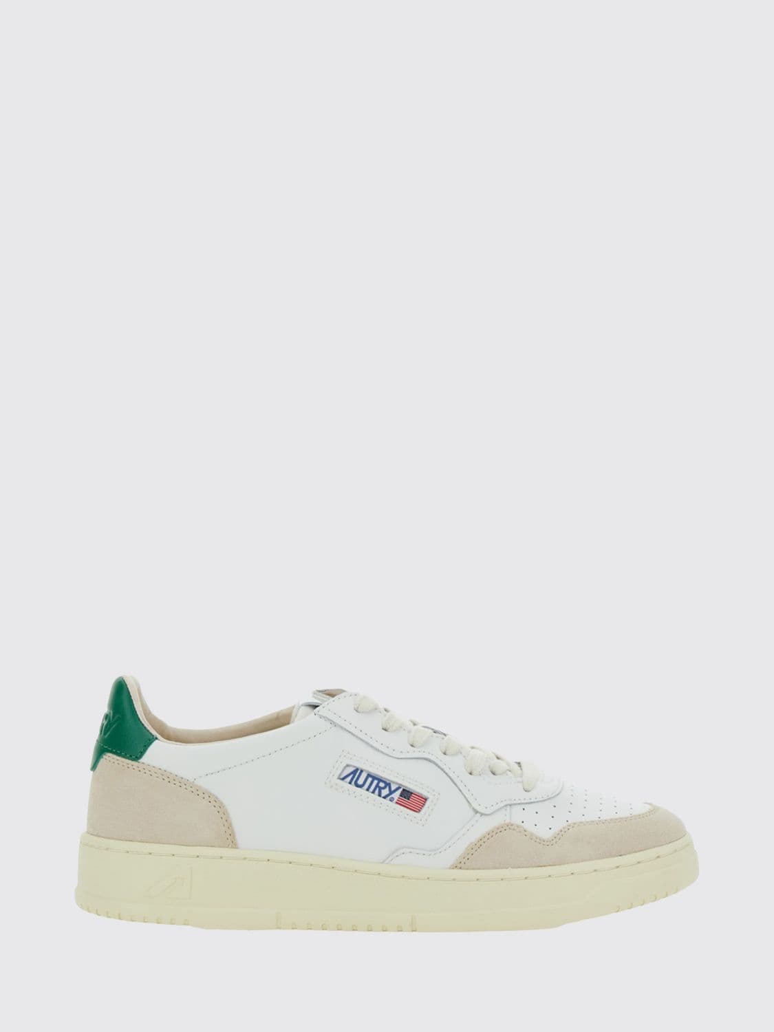 Autry Medalist Low Trainers in Smooth Calfskin with Perforated Toe