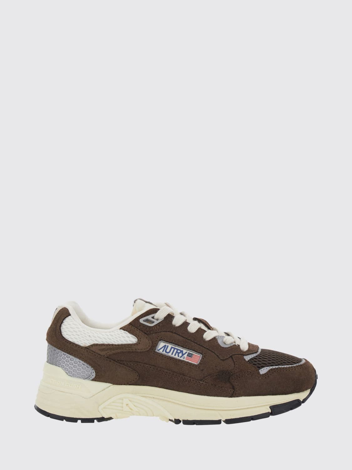 Autry Hyperway Low-Top Trainers in Leather and Mesh with Bicolour Design and Serrated Sole