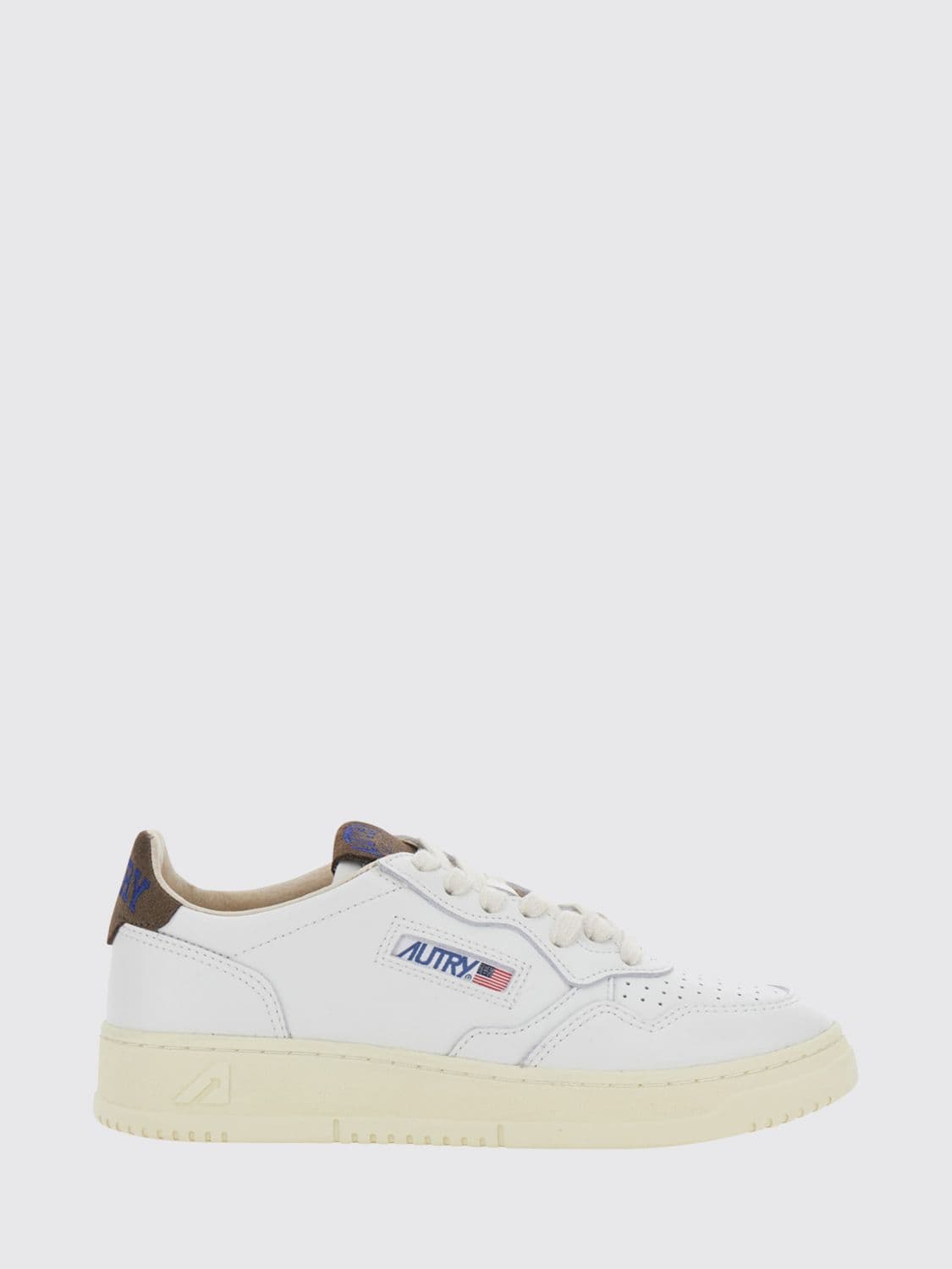 Autry Medalist Low Trainers in Smooth Calfskin with Contrast Details