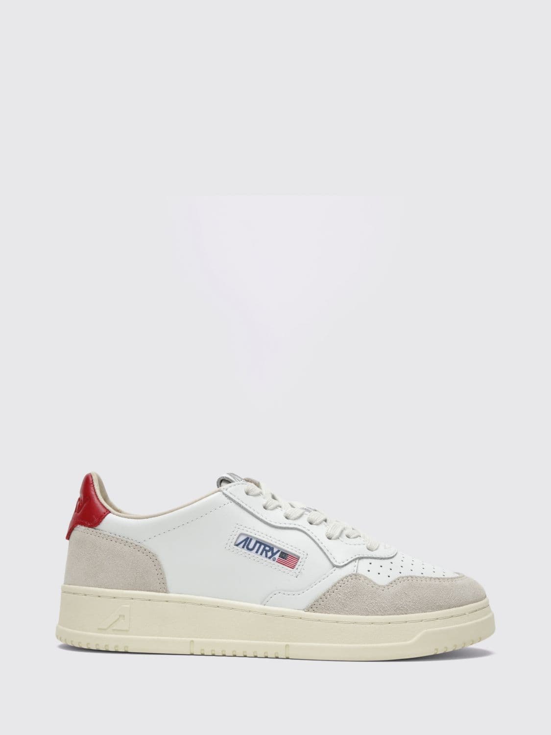 Autry Medalist Low Trainers in Smooth Calfskin with Contrast Details