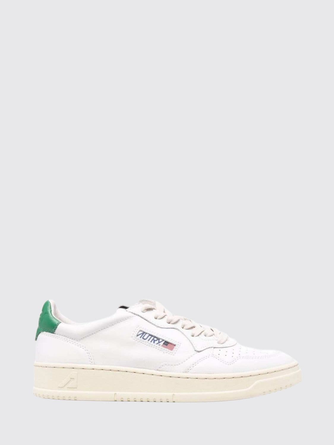 Autry Medalist Low Sneakers in Smooth Calfskin with a Bicolor Design