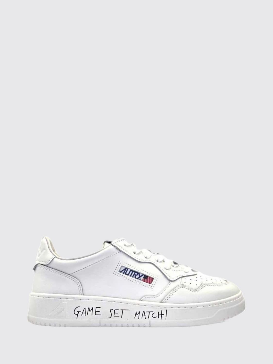 Autry Medalist Low Sneakers for women in Leather and Suede with a Bicolor Design