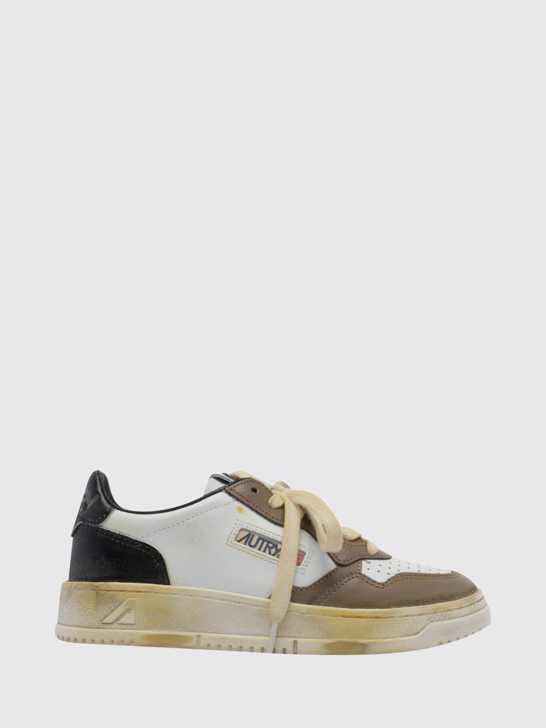 Autry Medalist Low Super Vintage Bicolour Leather Trainers with Worn Effect