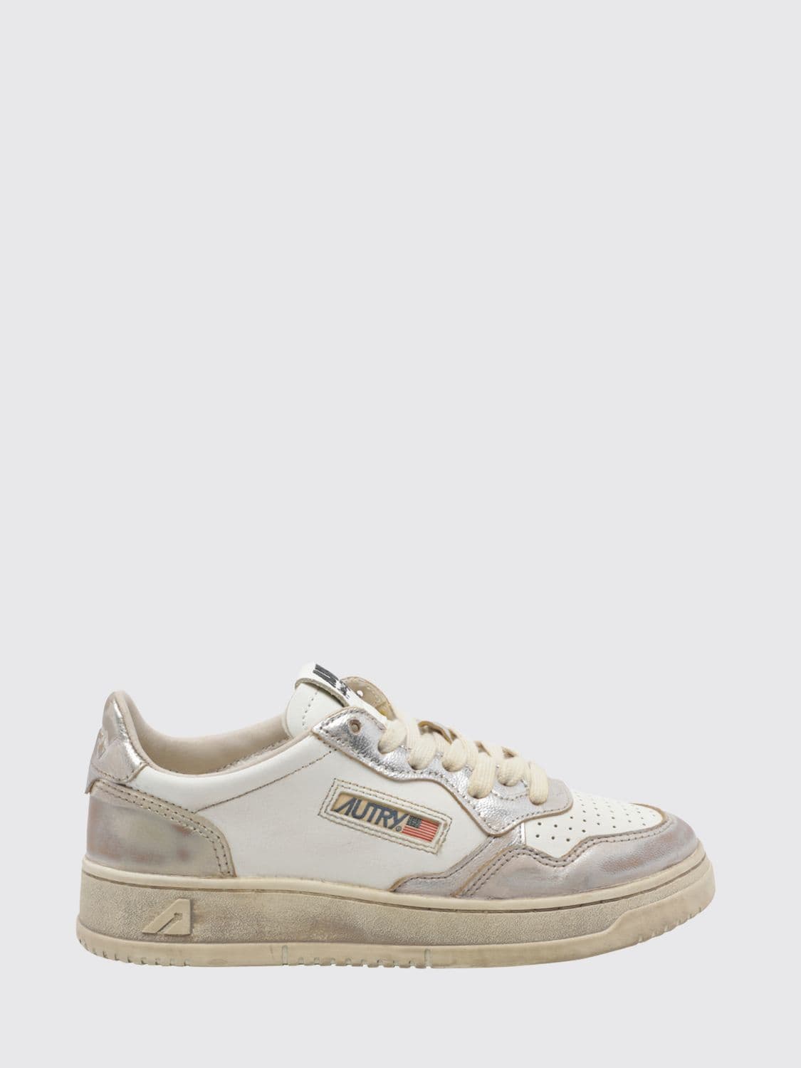 Autry Medalist Low Super Vintage Bicolour Leather Trainers with Worn Effect