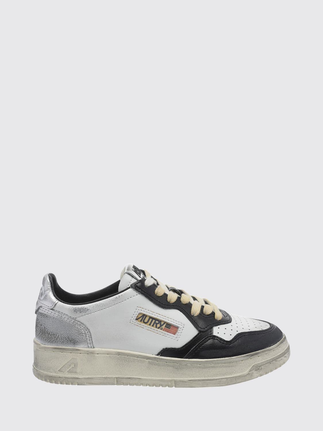 Autry Medalist Low Super Vintage Bicolour Leather Trainers with Worn Effect