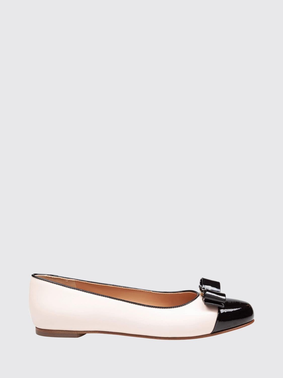 Ferragamo Varina Bicolour Nappa Leather Ballet Flats with Bow and Patent Toe