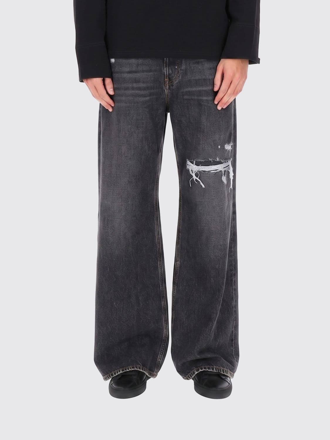 Diesel D-Rise Wide-Leg Jeans in Distressed Cotton Denim with a Worn-Out Effect